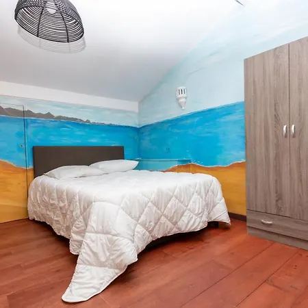 Remi, Piscine Proche Ocean Tatil Evi